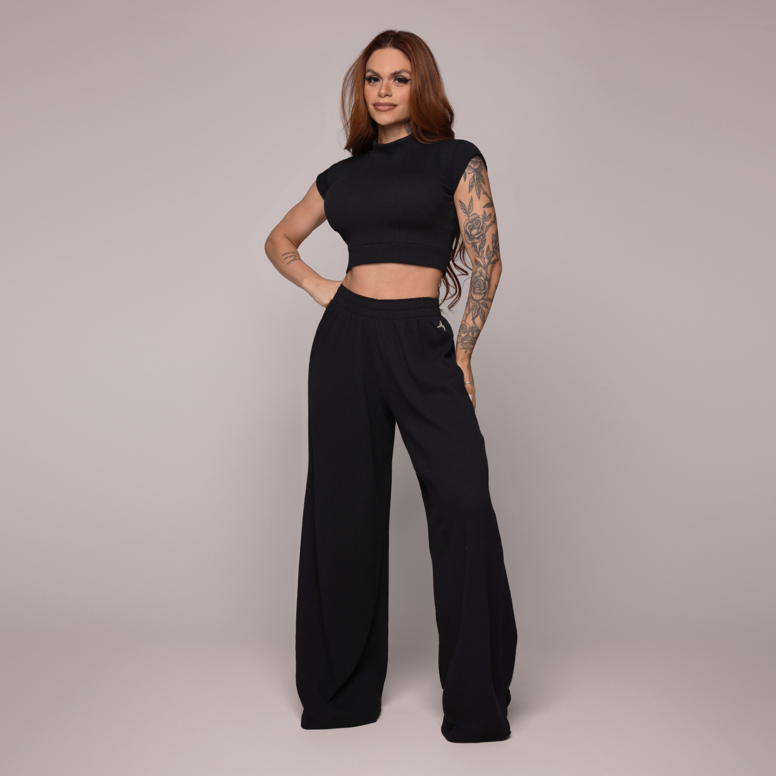 CROPPED CARMEL CANELADO PRETO - Imagem 4