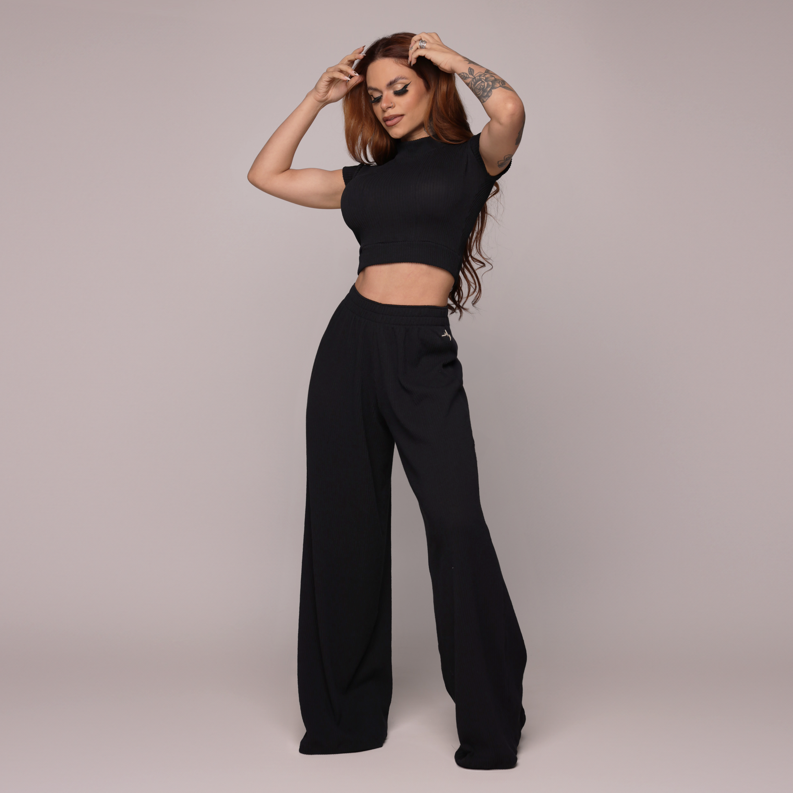 CROPPED CARMEL CANELADO PRETO - Imagem 6