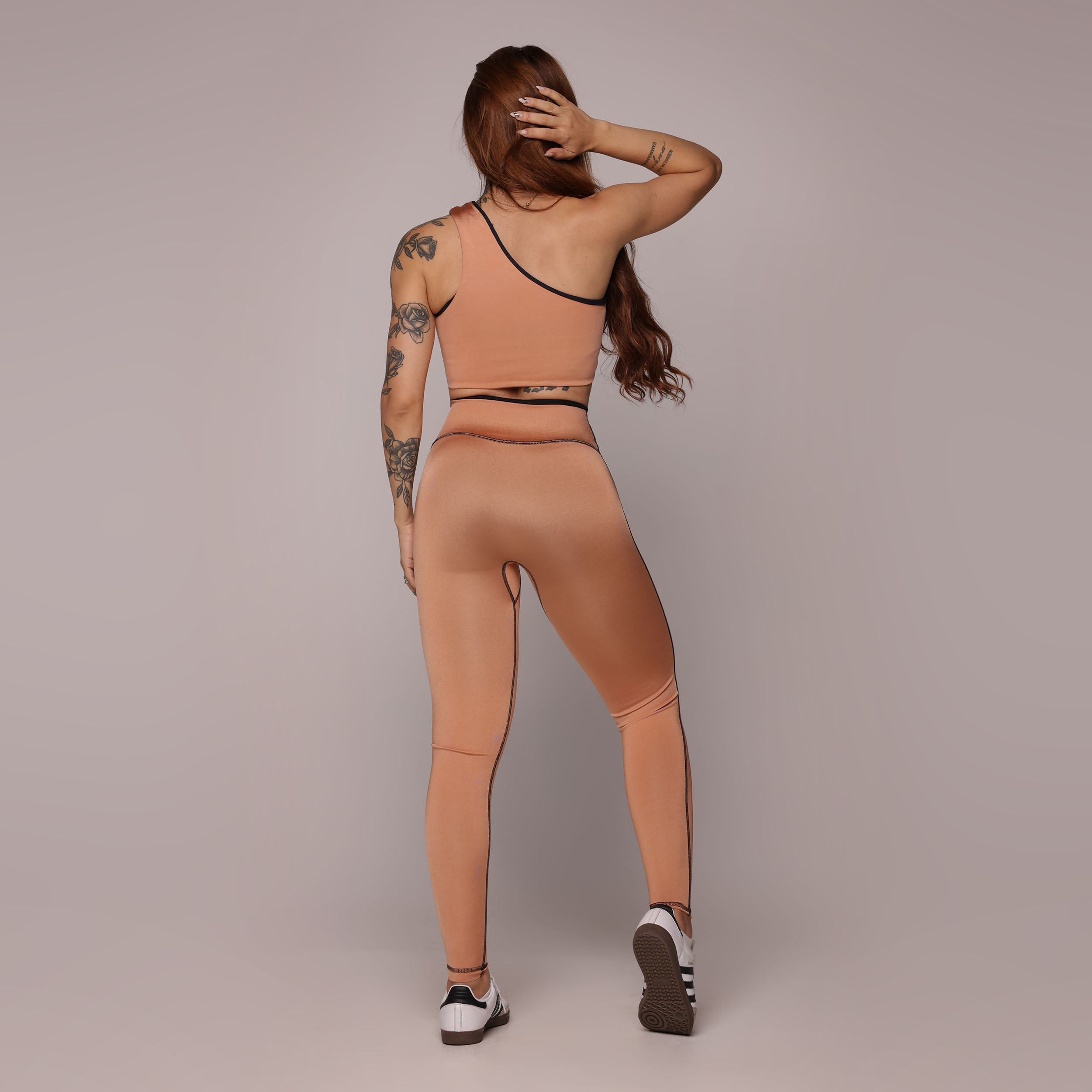 TOP DUPLA FACE BLACKOUT GLOSS PEACH - Imagem 5