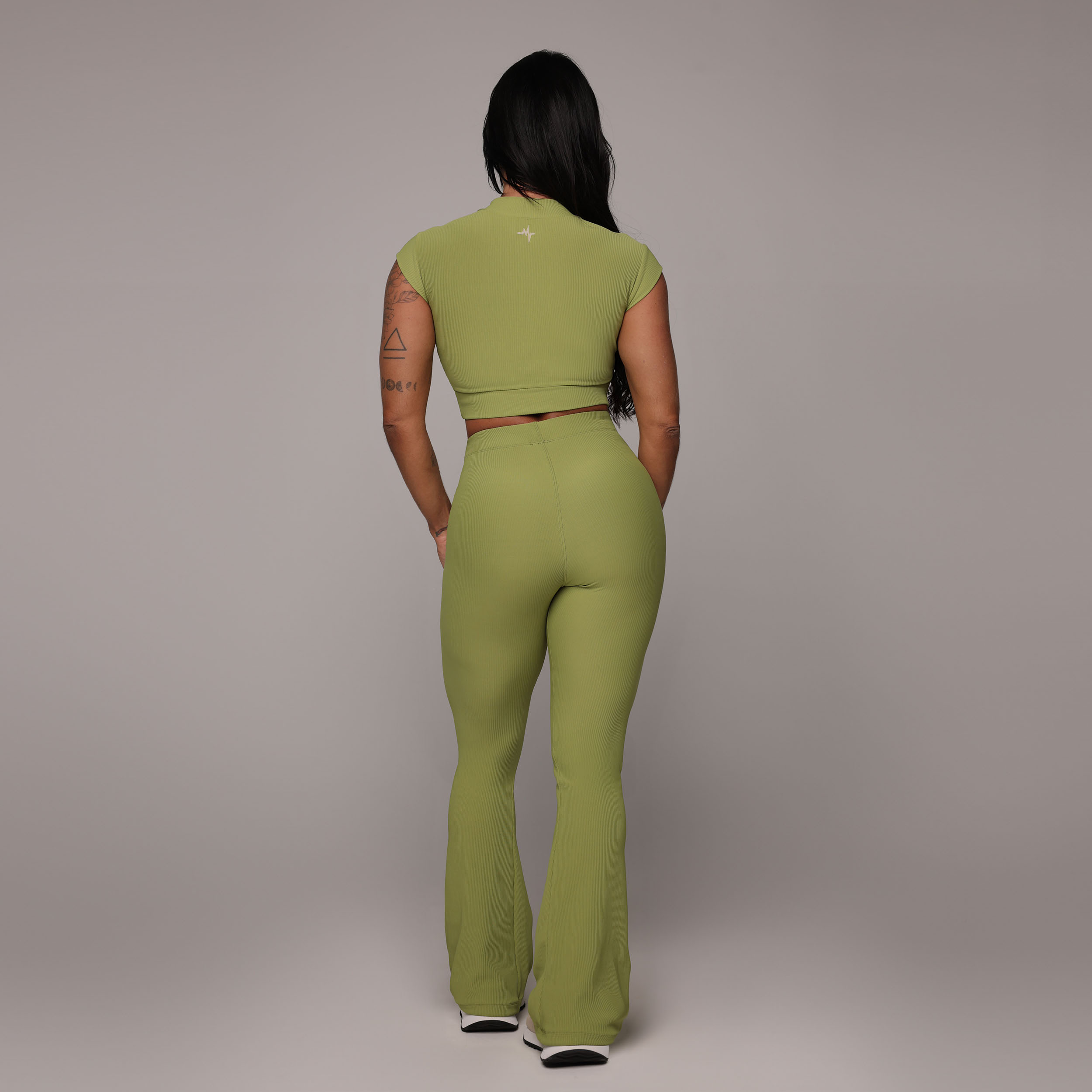 CROPPED CARMEL JACQUARD CANELADO VERDE OLIVA - Imagem 4