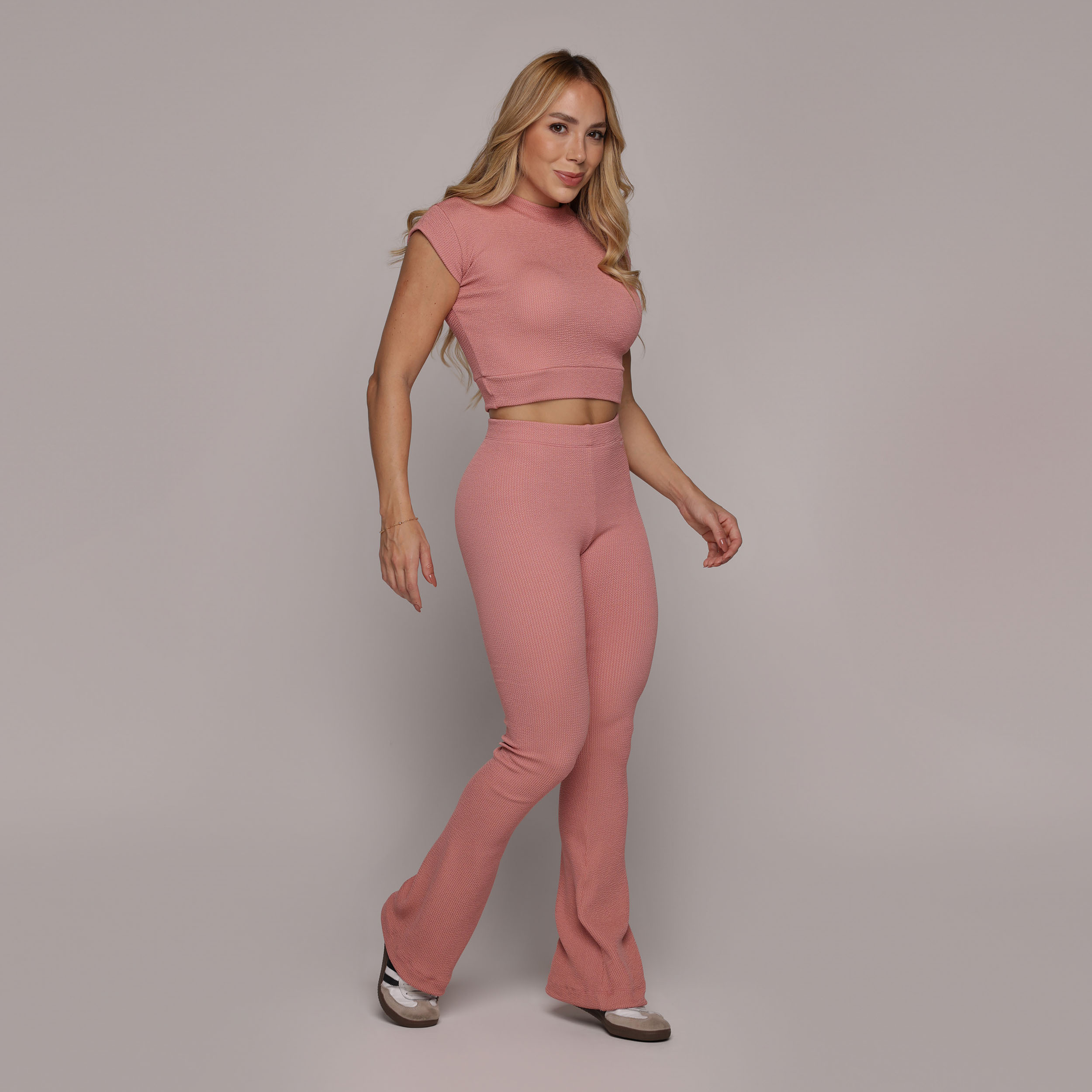 CALÇA FLARE JACQUARD JACQUARD CONFORT ROSÊ - Imagem 3