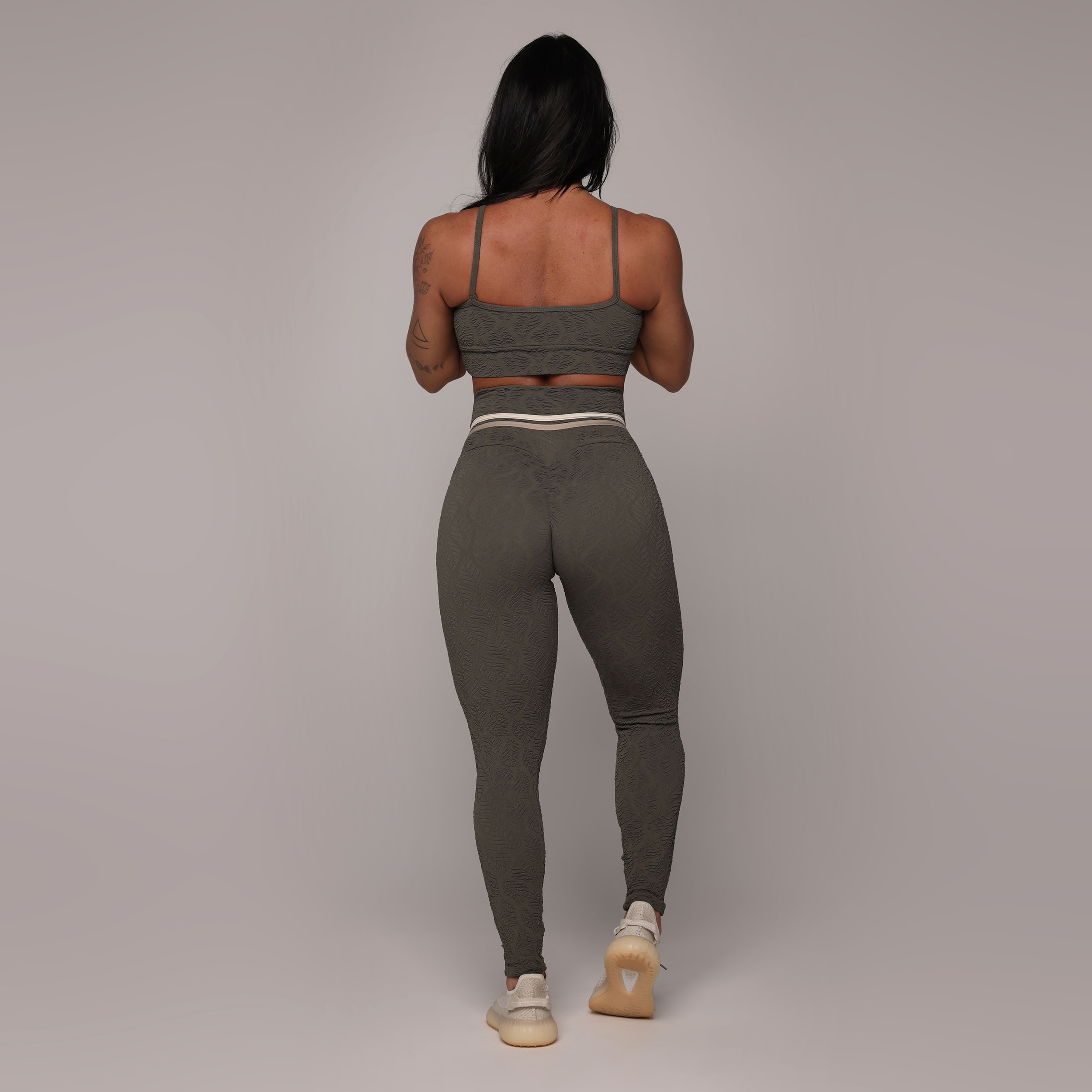 LEGGING EMPINA BUMBUM JACQUARD NATURE VERDE MILITAR - Imagem 4