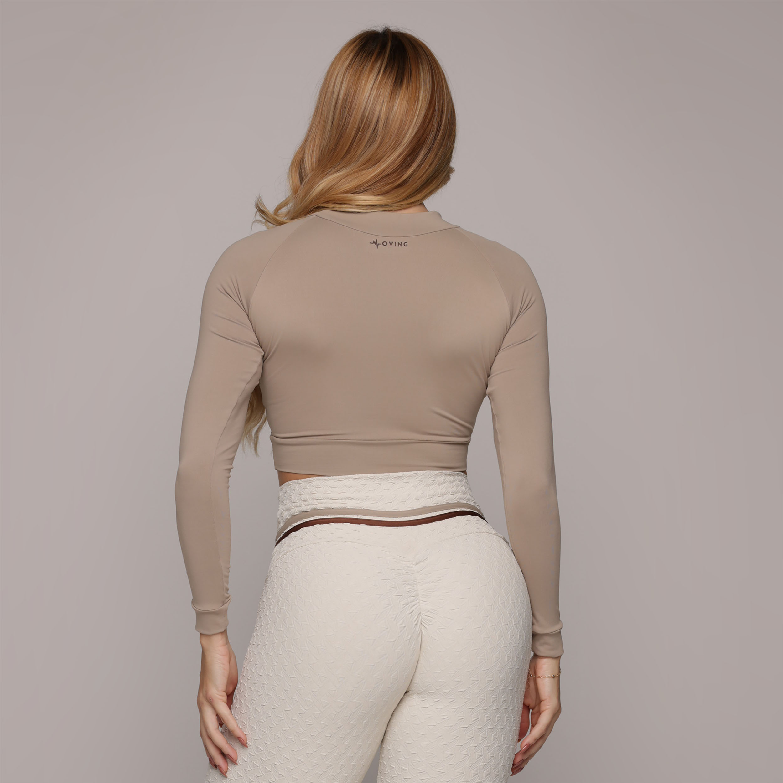 CROPPED CARMEL MANGA LONGA AREIA - Imagem 3