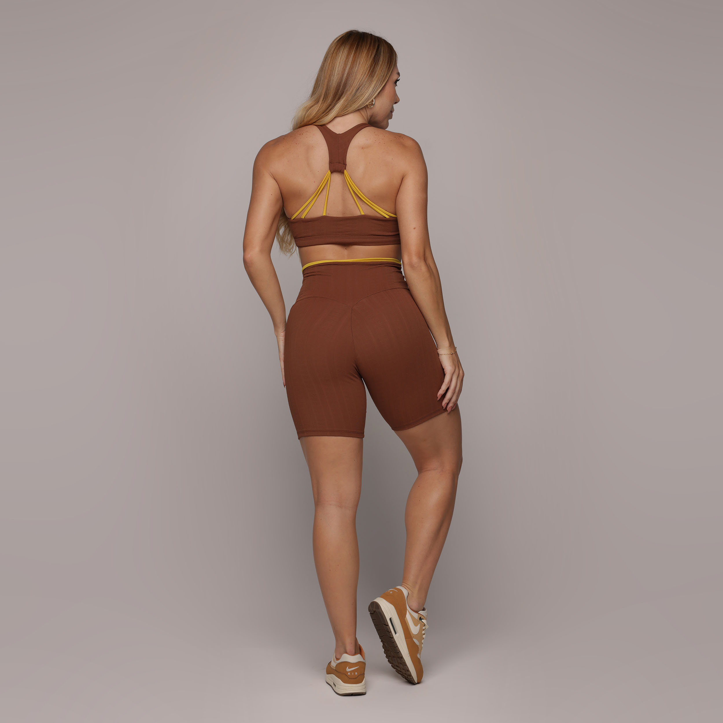 SHORT HEART BICOLOR JACQUARD FLOWERS COFFEE - Imagem 5