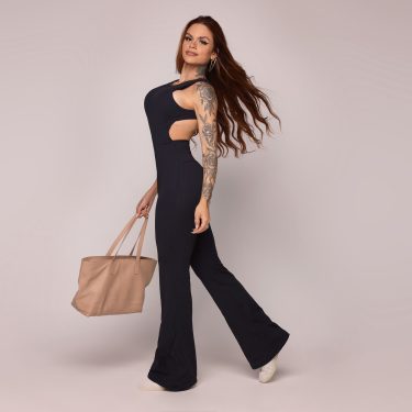 MACACÃO CHIPRE FLARE JACQUARD FLOWERS PRETO