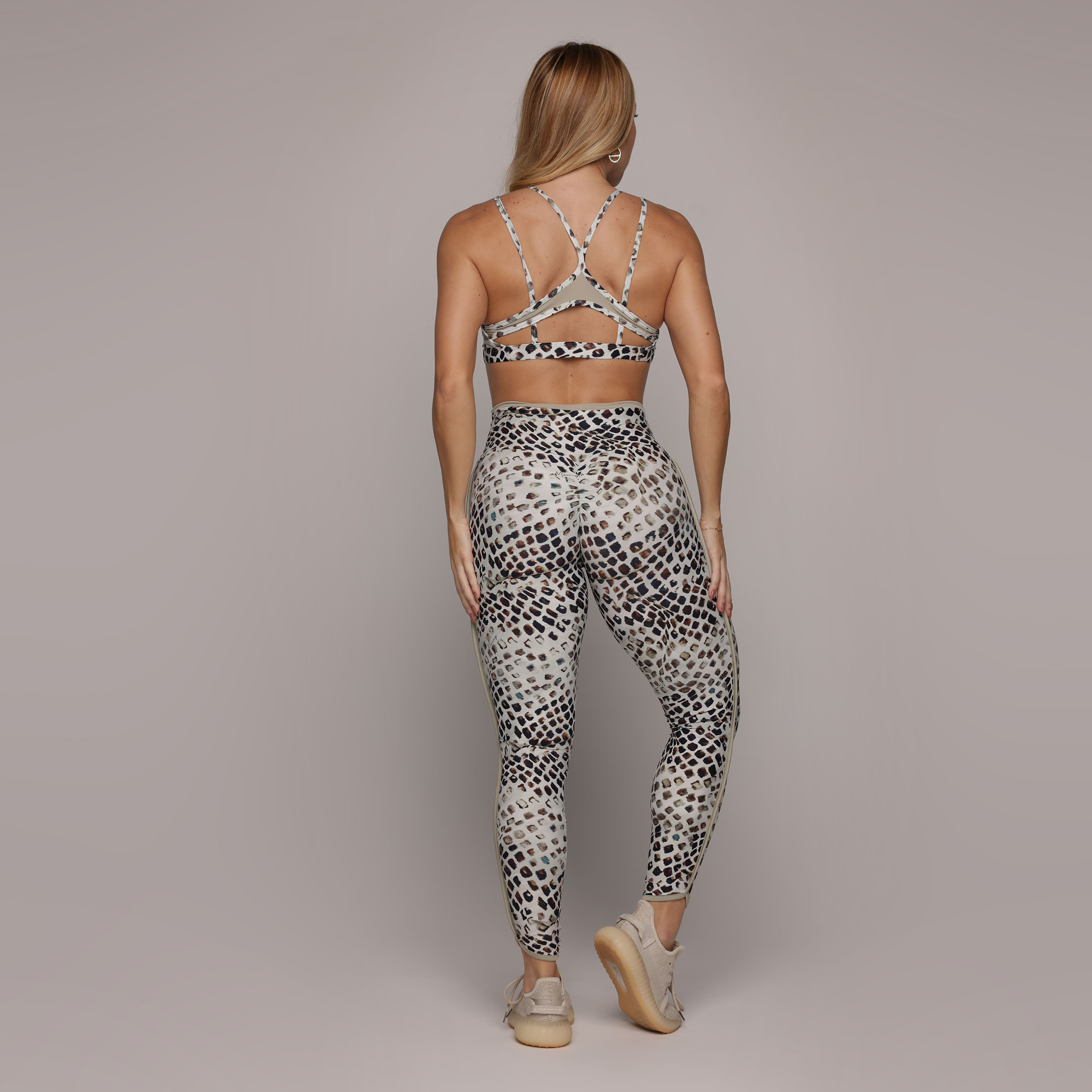 LEGGING LIVE BICOLOR EMPINA BUMBUM OPHIRA EXCLUSIVA - Imagem 6