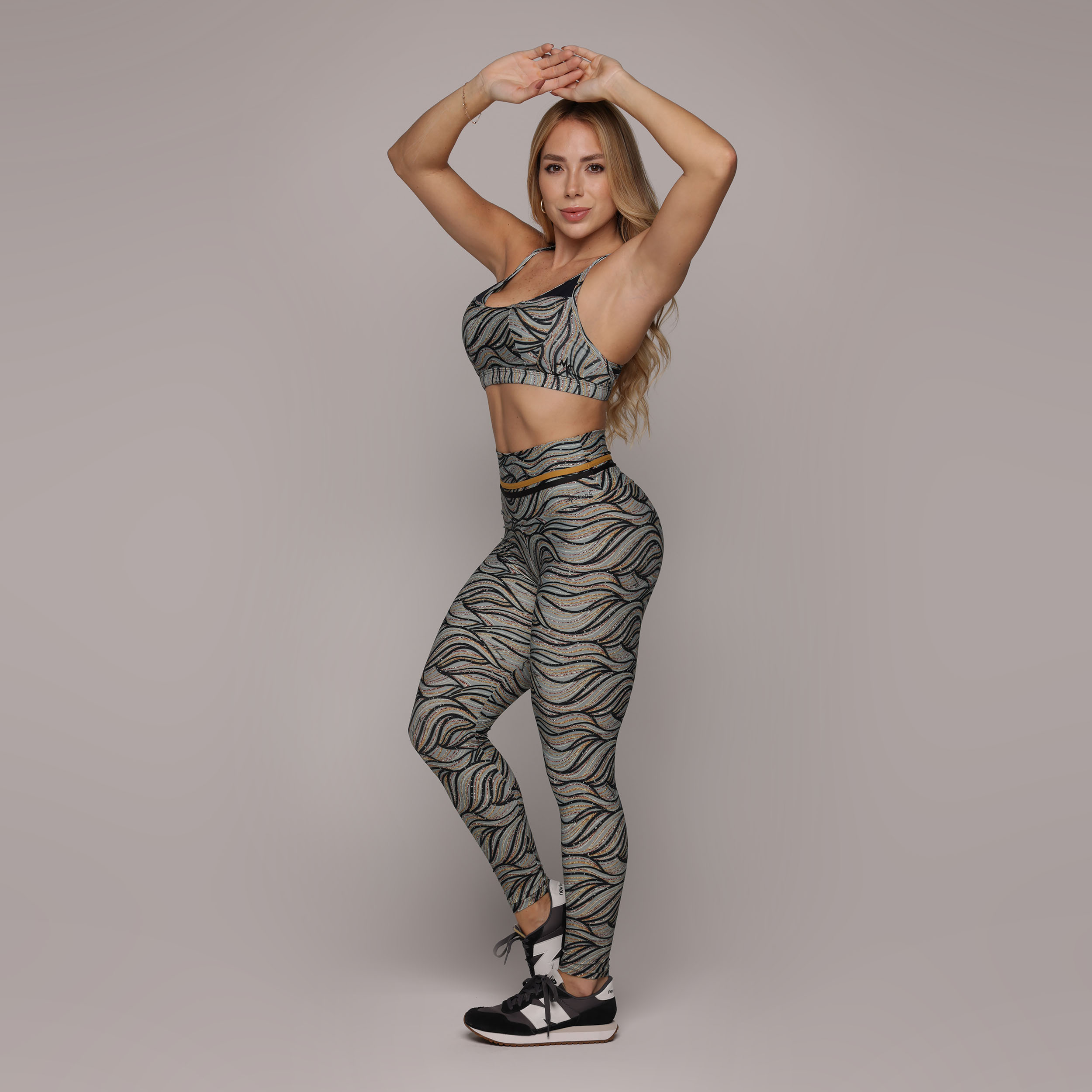 LEGGING EMPINA BUMBUM SHINE EXCLUSIVA - Imagem 7