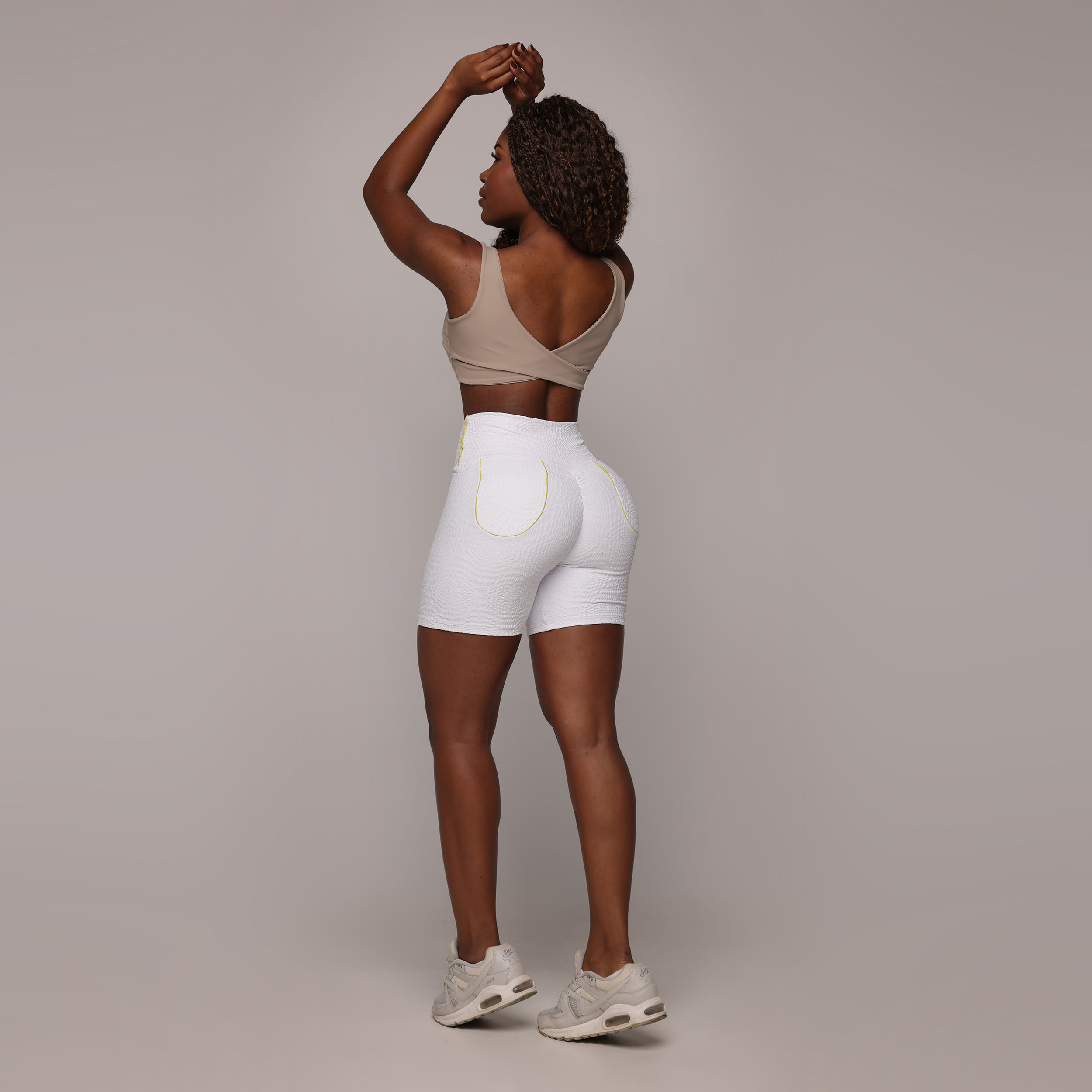 SHORT BOLSINHO EMPINA BUMBUM JACQUARD CROCO BRANCO - Imagem 5