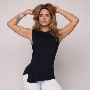 CAMISETA ESSENCE TECH MODAL PRETA