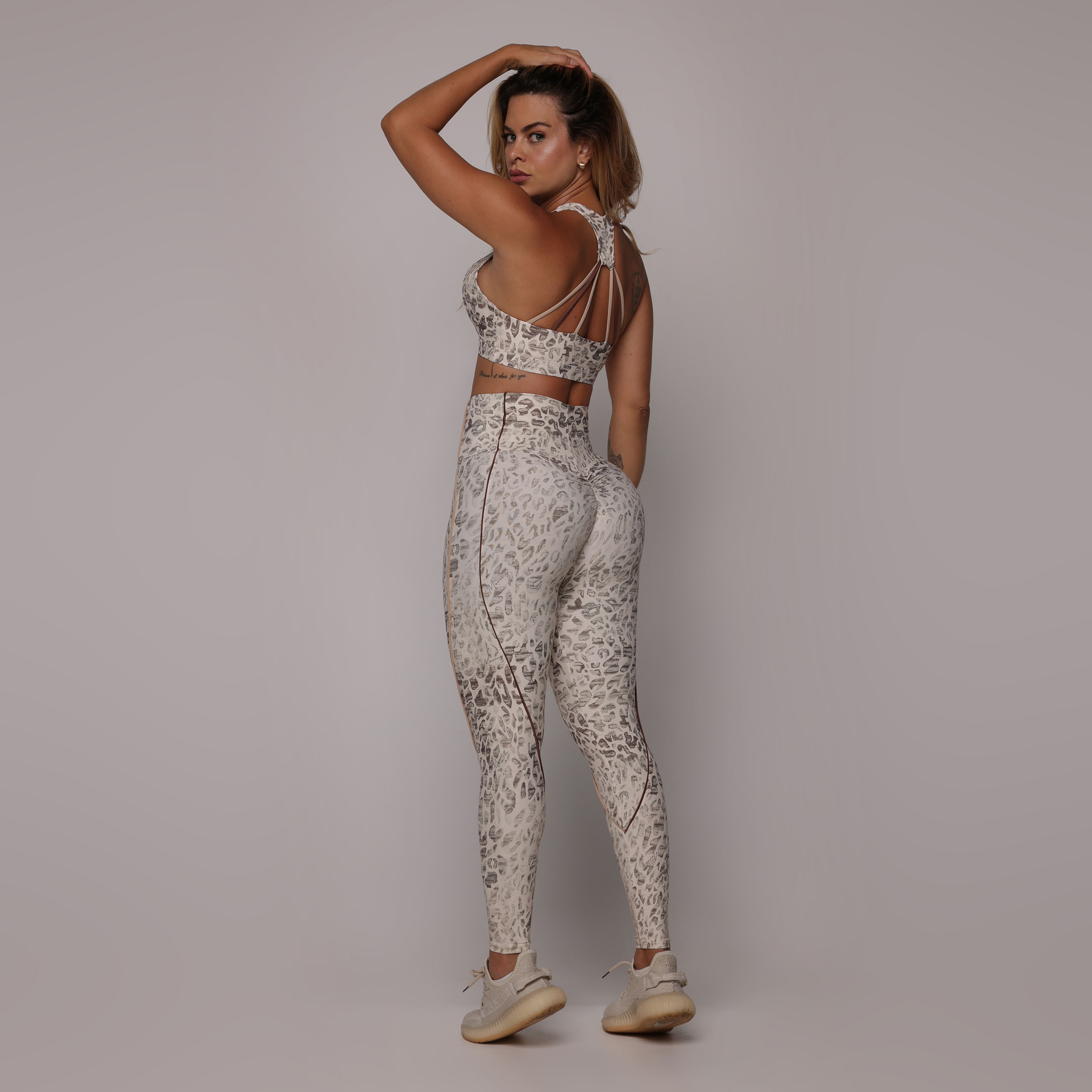 LEGGING HOPE EMPINA BUMBUM LUNE EXCLUSIVA - Imagem 4