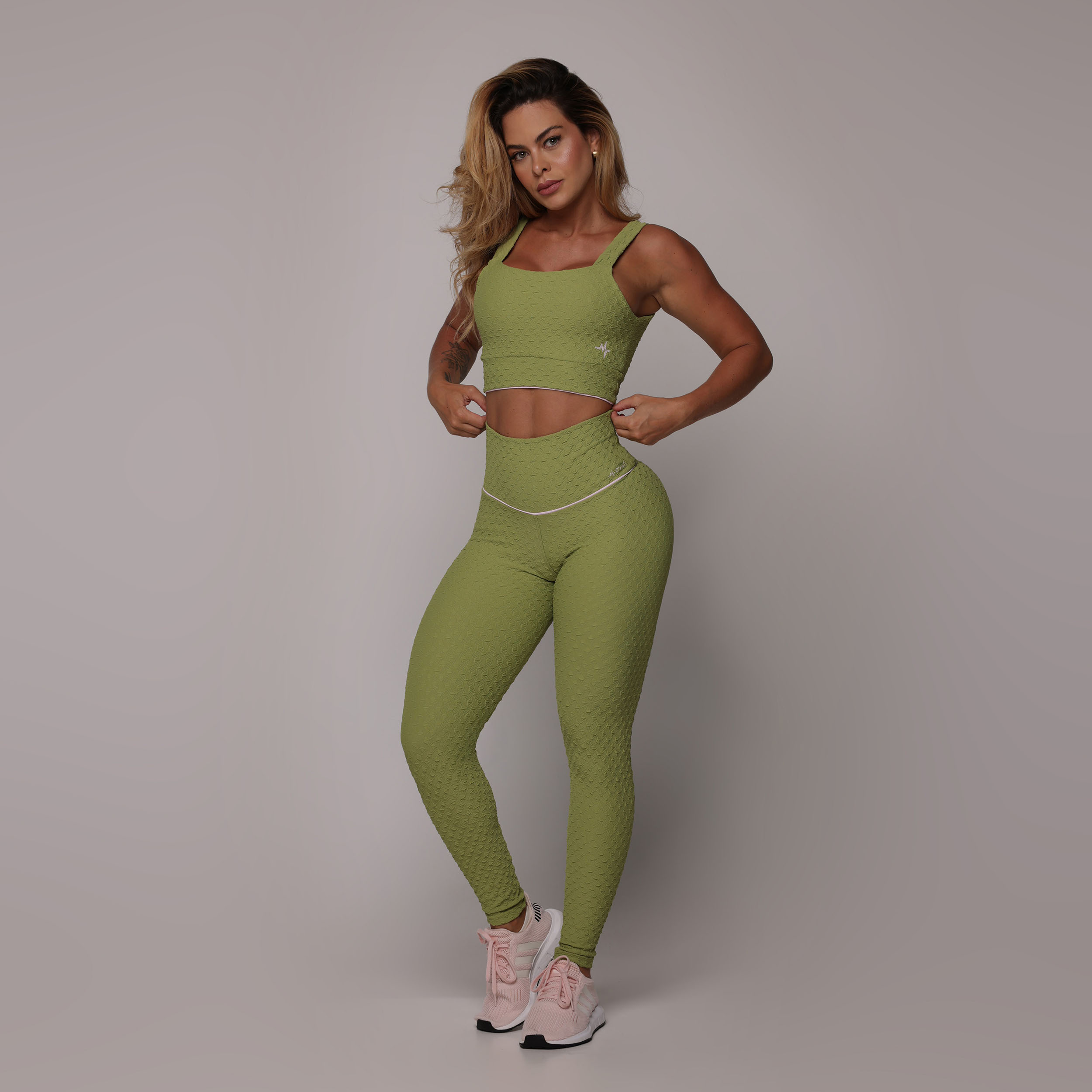 LEGGING WALK EMPINA BUMBUM JACQUARD DIAMOND OLIVA - Imagem 6