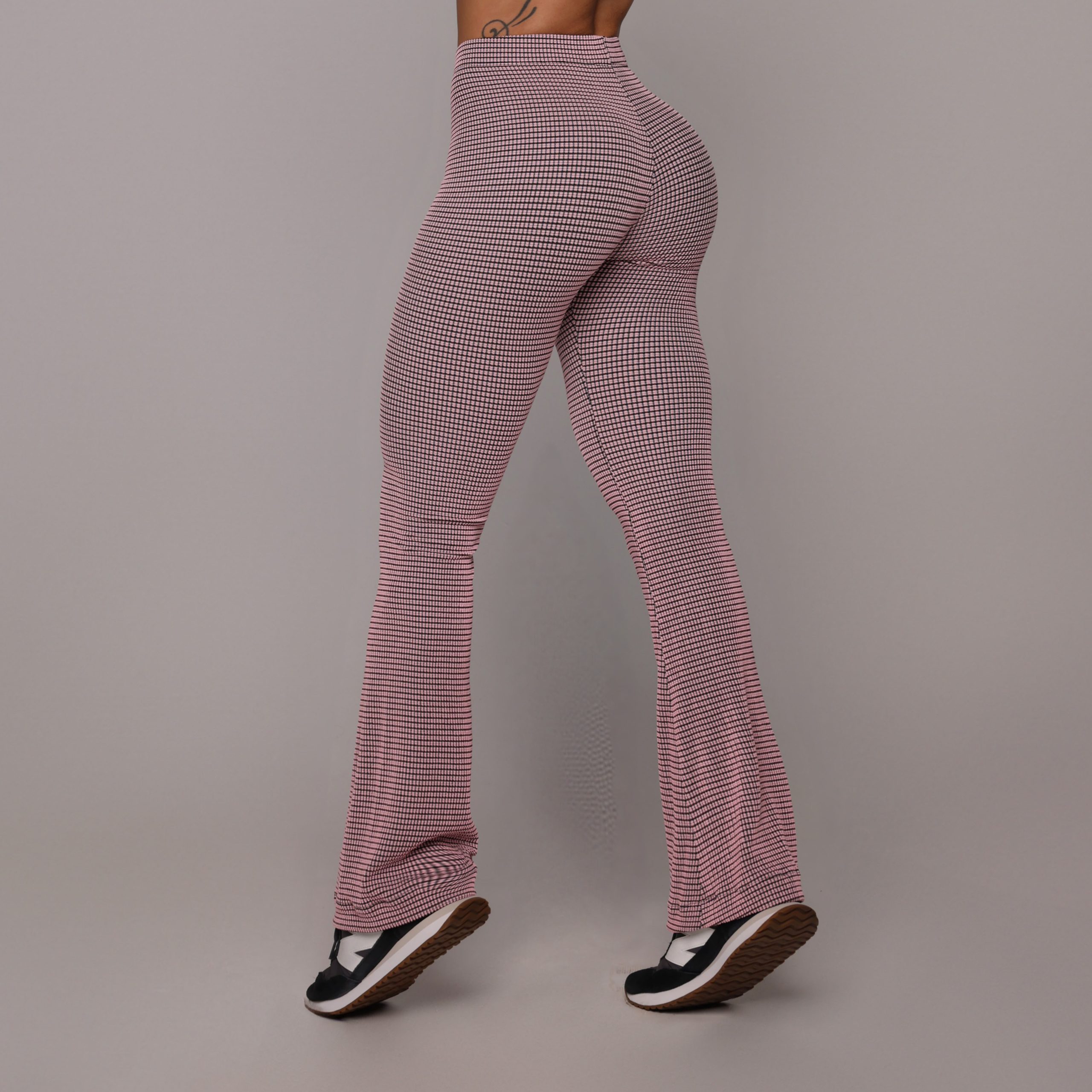 CALÇA FLARE JACQUARD CONFORT TWEED ROSÊ - Imagem 3