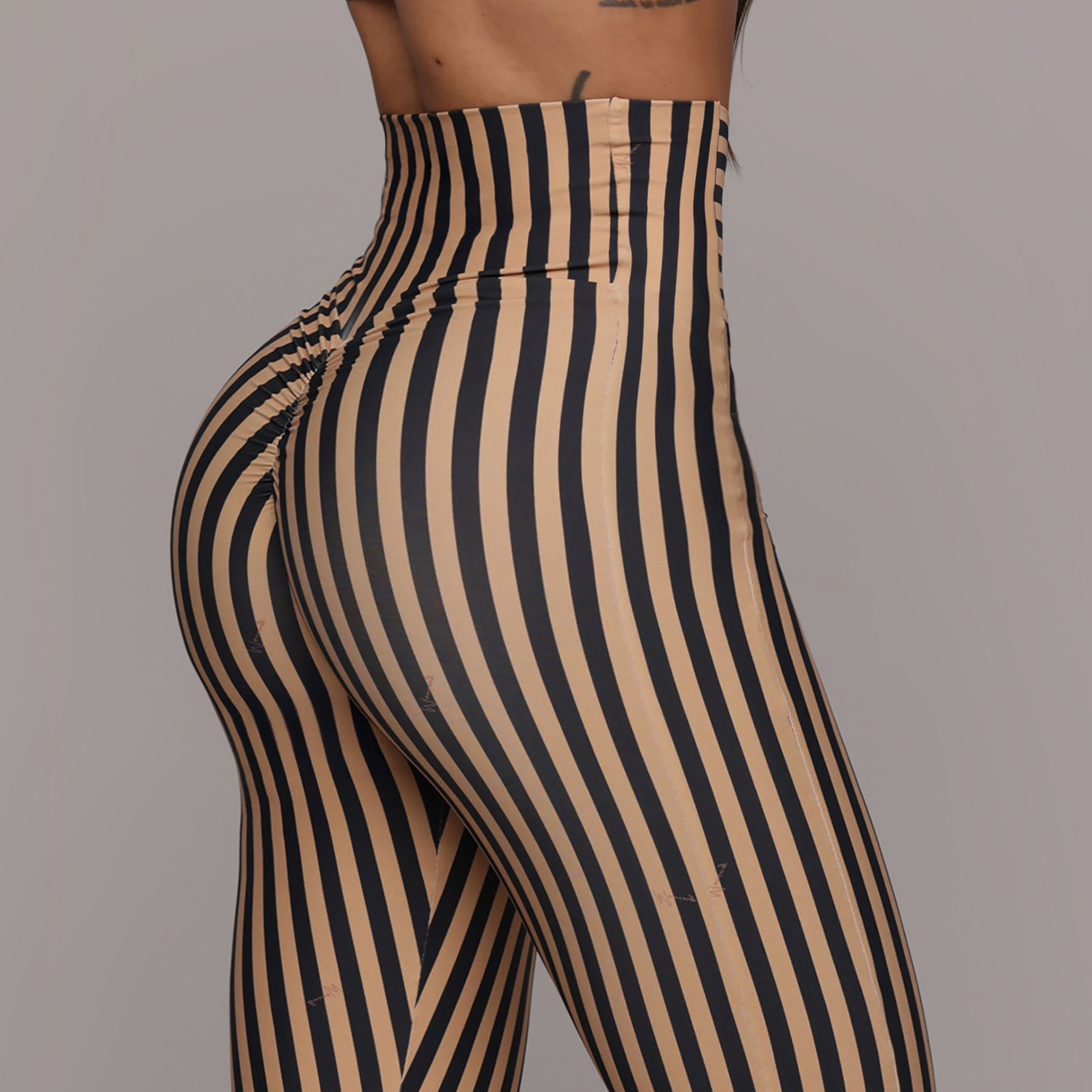 LEGGING VIENA EMPINA BUMBUM SUNFIELD EXCLUSIVA - Imagem 3