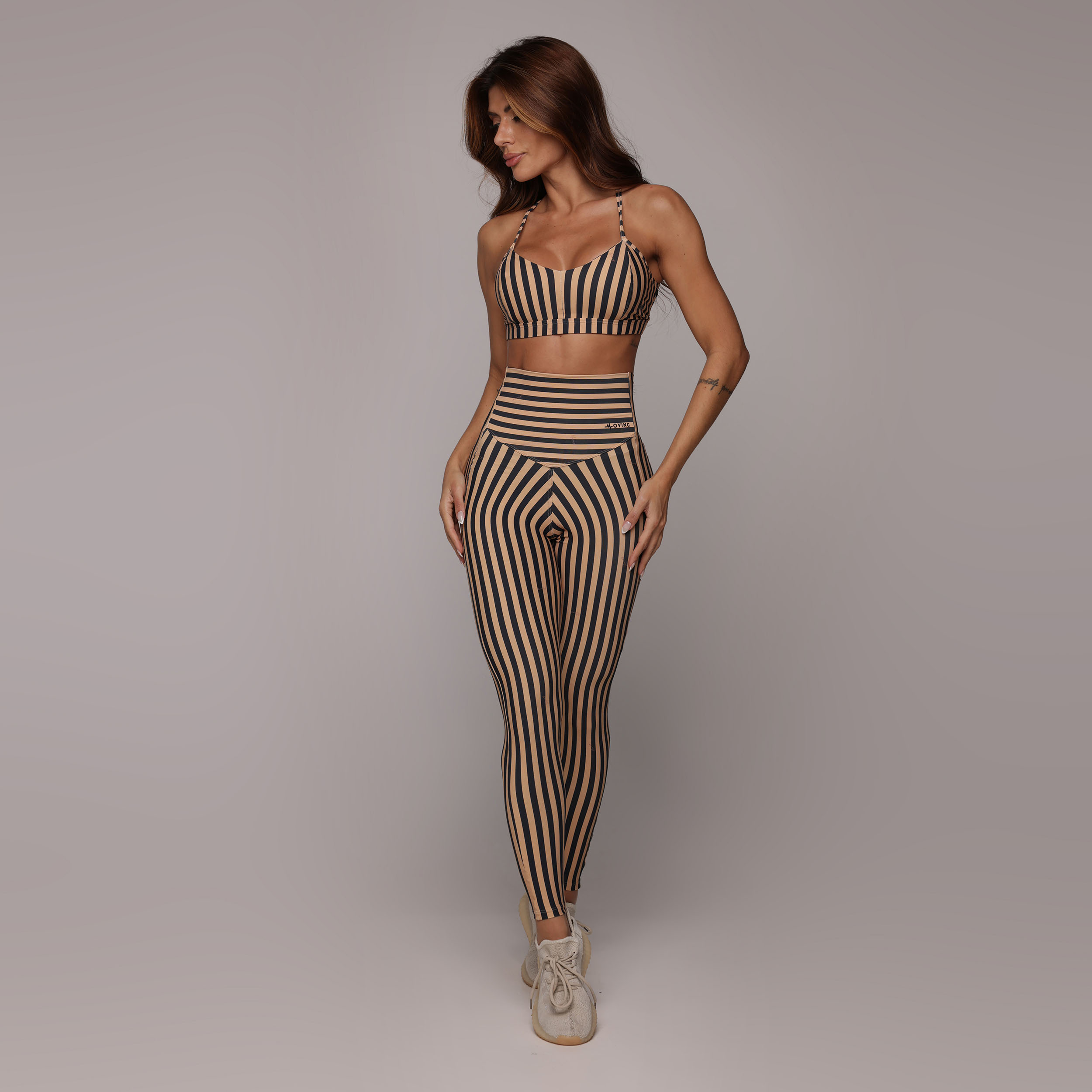 LEGGING VIENA EMPINA BUMBUM SUNFIELD EXCLUSIVA - Imagem 4