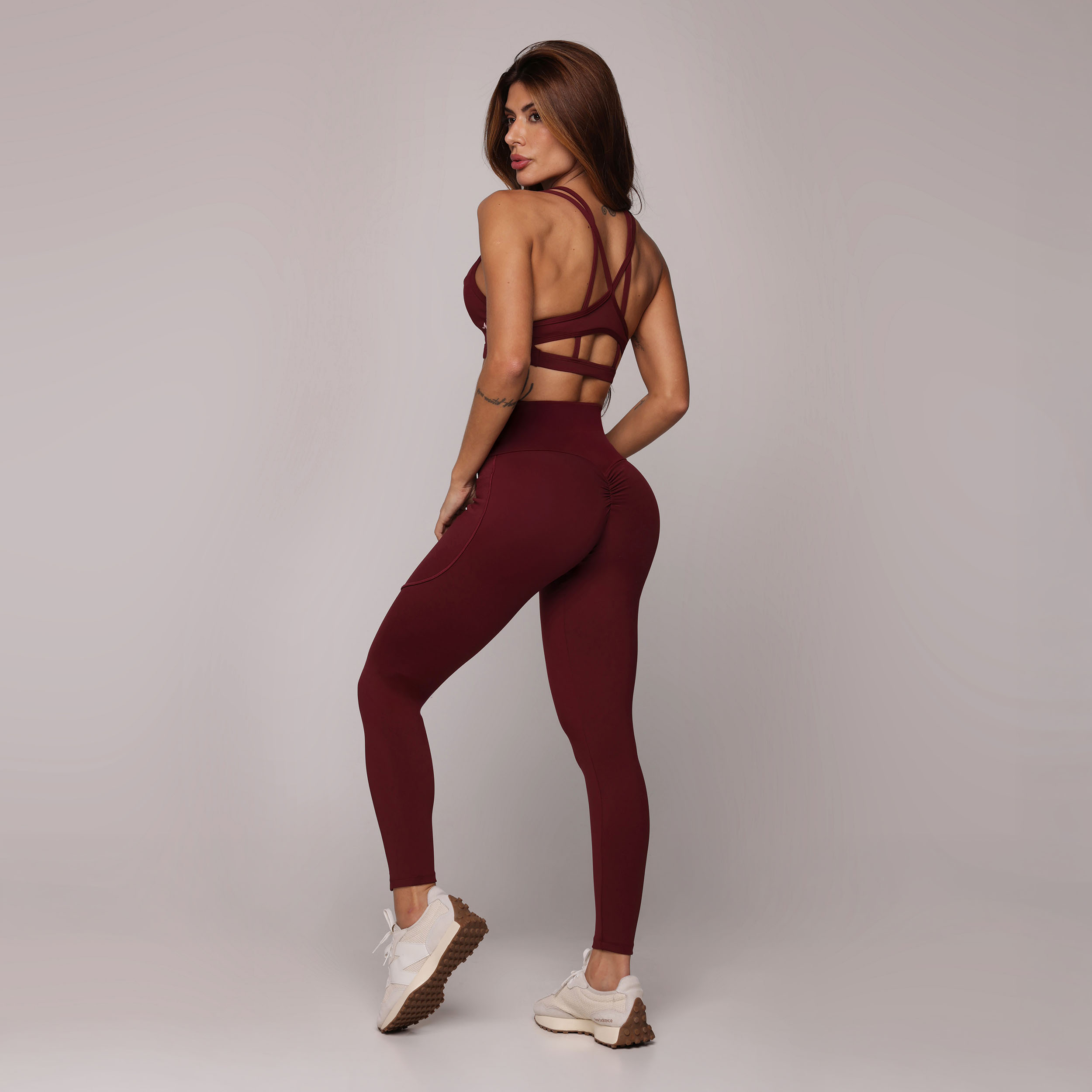 LEGGING MICHIGAN EMPINA BUMBUM BORGONHA - Imagem 4
