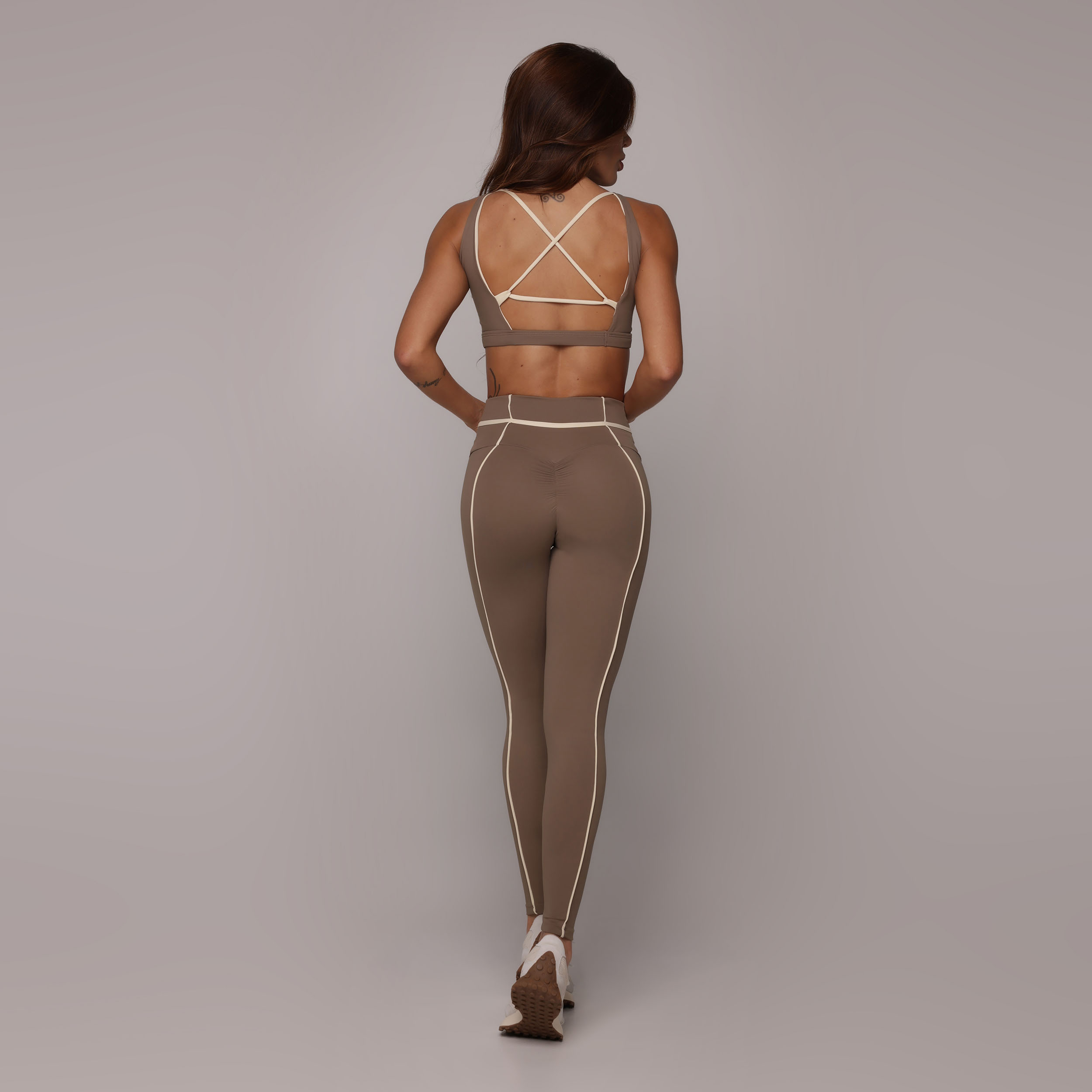LEGGING QUEENS EMPINA BUMBUM CASTANHO - Imagem 7