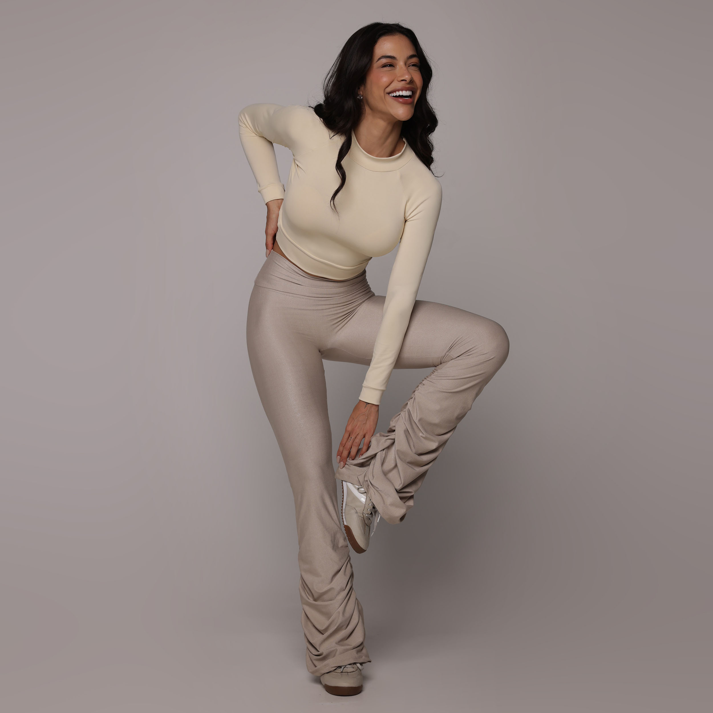 CALÇA DRAPE GLOSSY CHANTILLY - Imagem 6