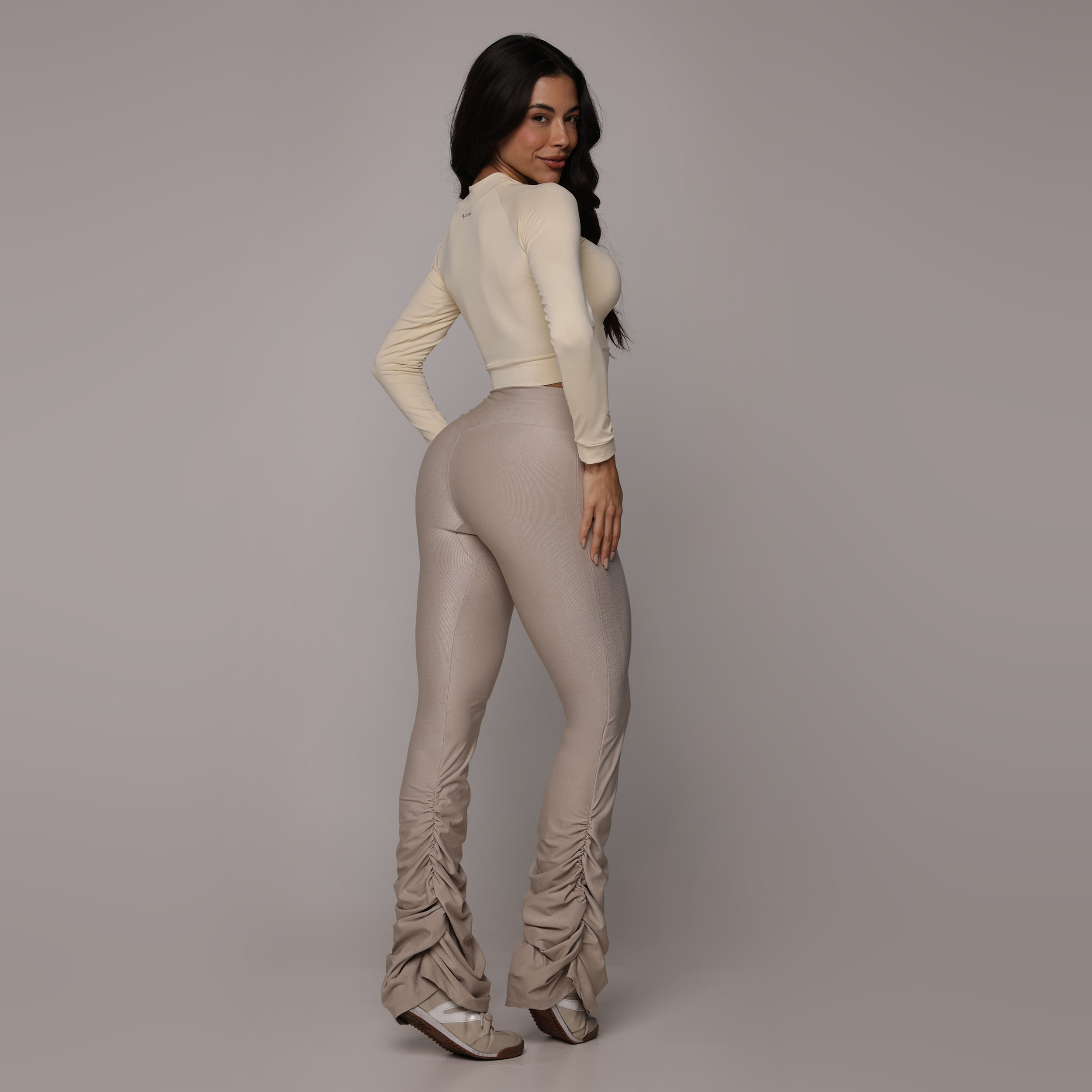 CALÇA DRAPE GLOSSY CHANTILLY - Imagem 7