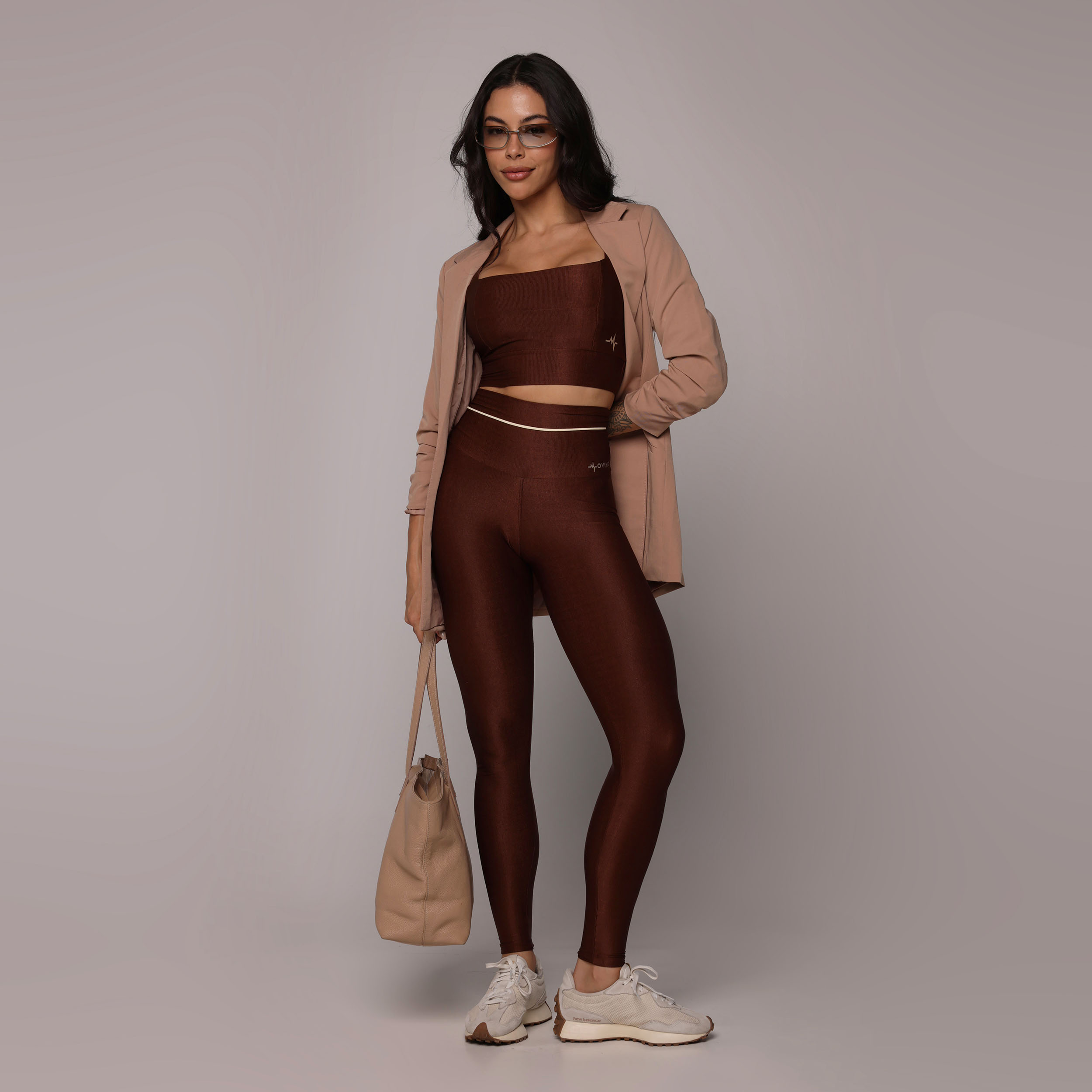 TOP ÍRIS GLOSSY COFFEE - Imagem 4