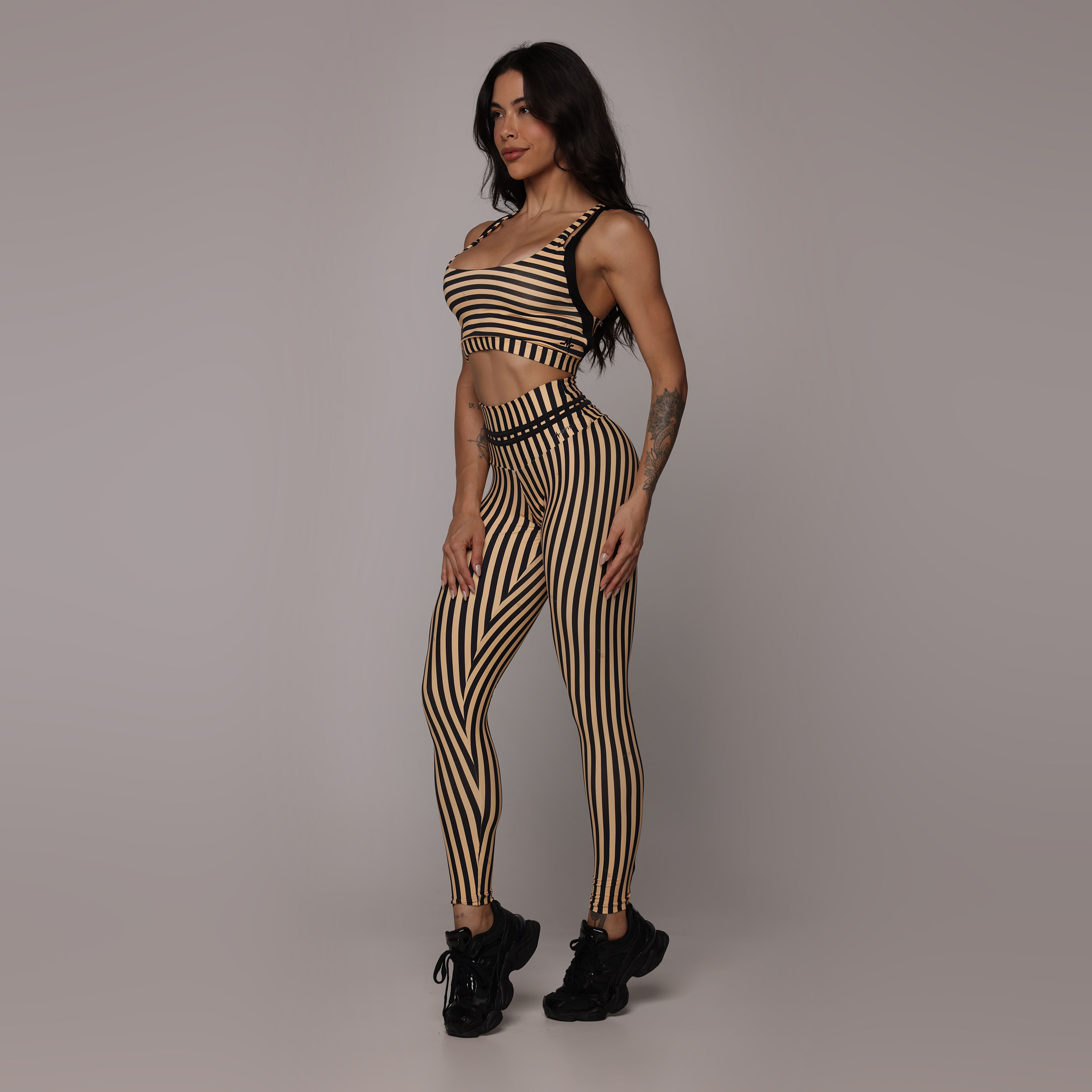 LEGGING EMPINA BUMBUM MACADÂMIA EXCLUSIVA - Imagem 3