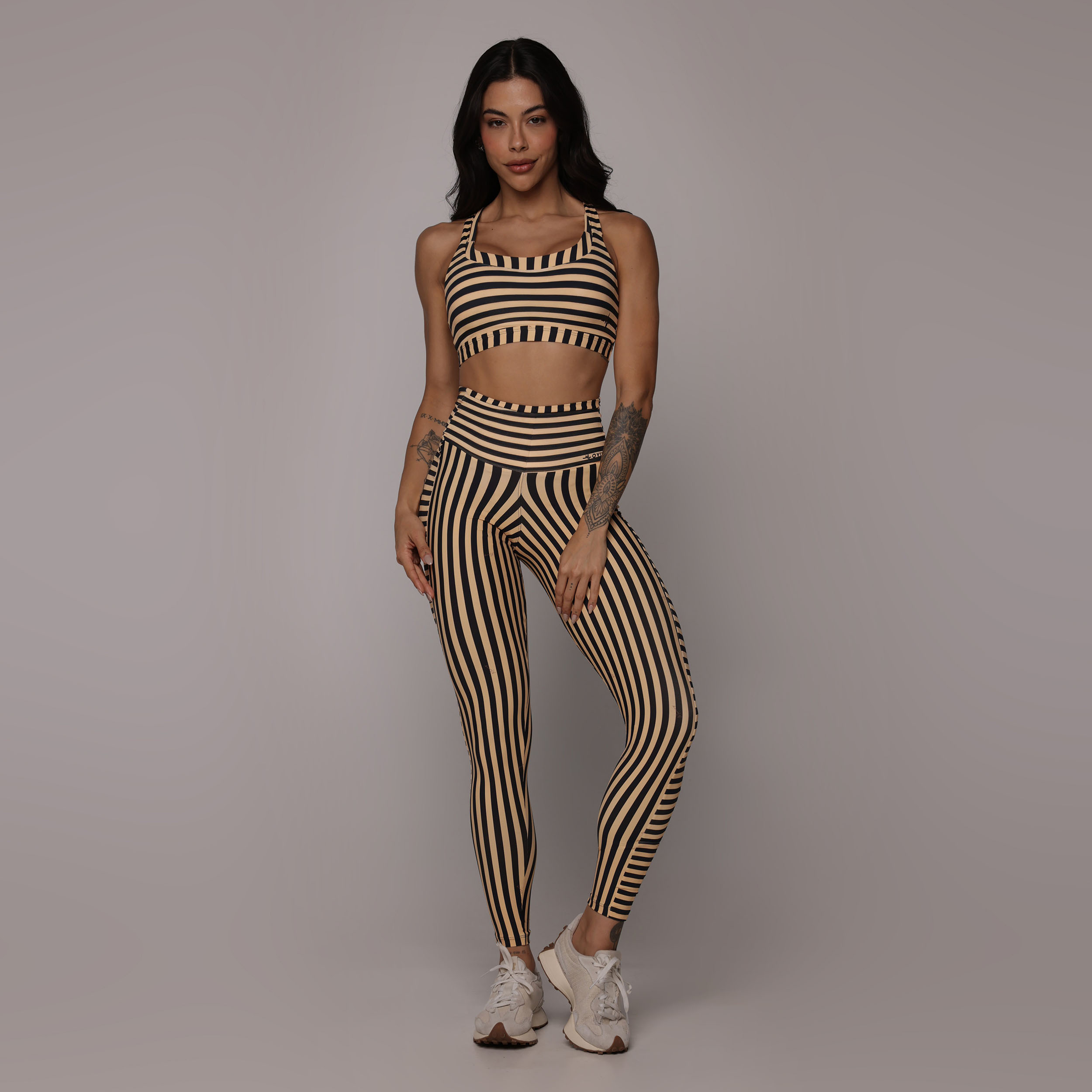 LEGGING STREET EMPINA BUMBUM MACADÂMIA EXCLUSIVA - Imagem 6