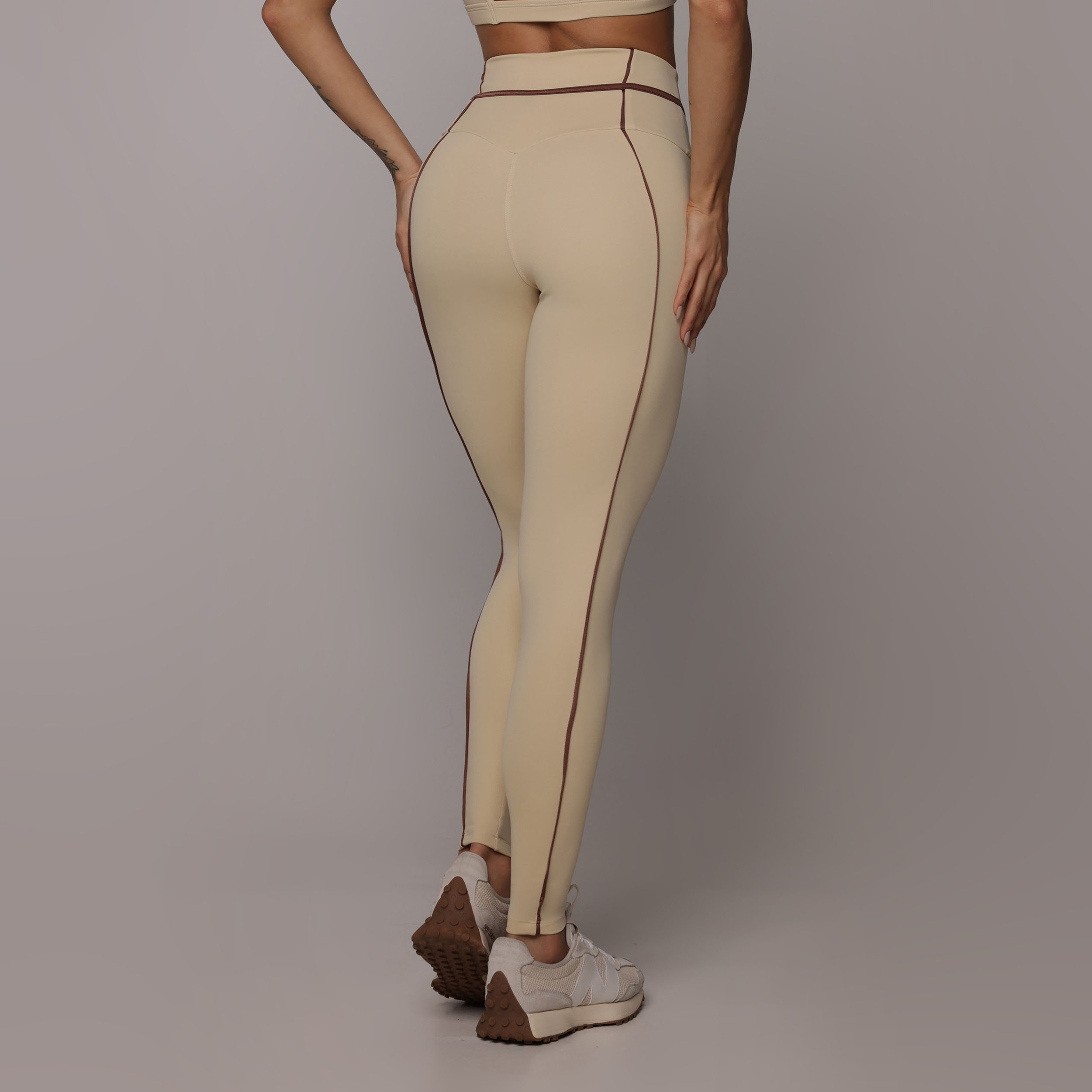 LEGGING QUEENS VANILLA - Imagem 3